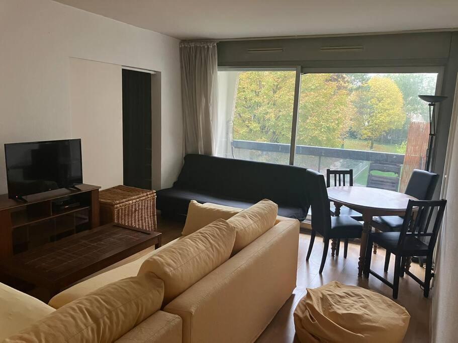 Appartamento Cozy Flat In La Defense Courbevoie Esterno foto
